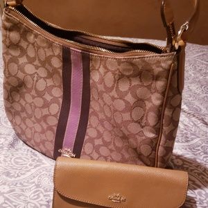 Coach purse/wallet